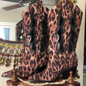 NEW Jessica Simpson Sparkly Leopard Ginoka2 Cowboy Boots